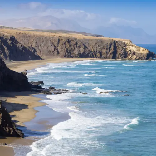 iStock-1180286227la pared_result